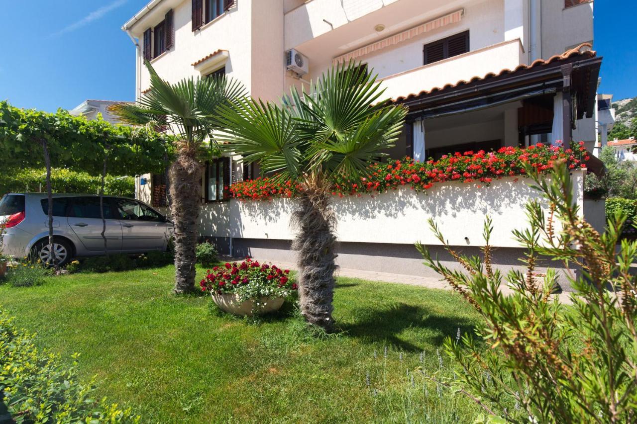 Apartments Dujmovic Ivo 2 บัชกา ภายนอก รูปภาพ