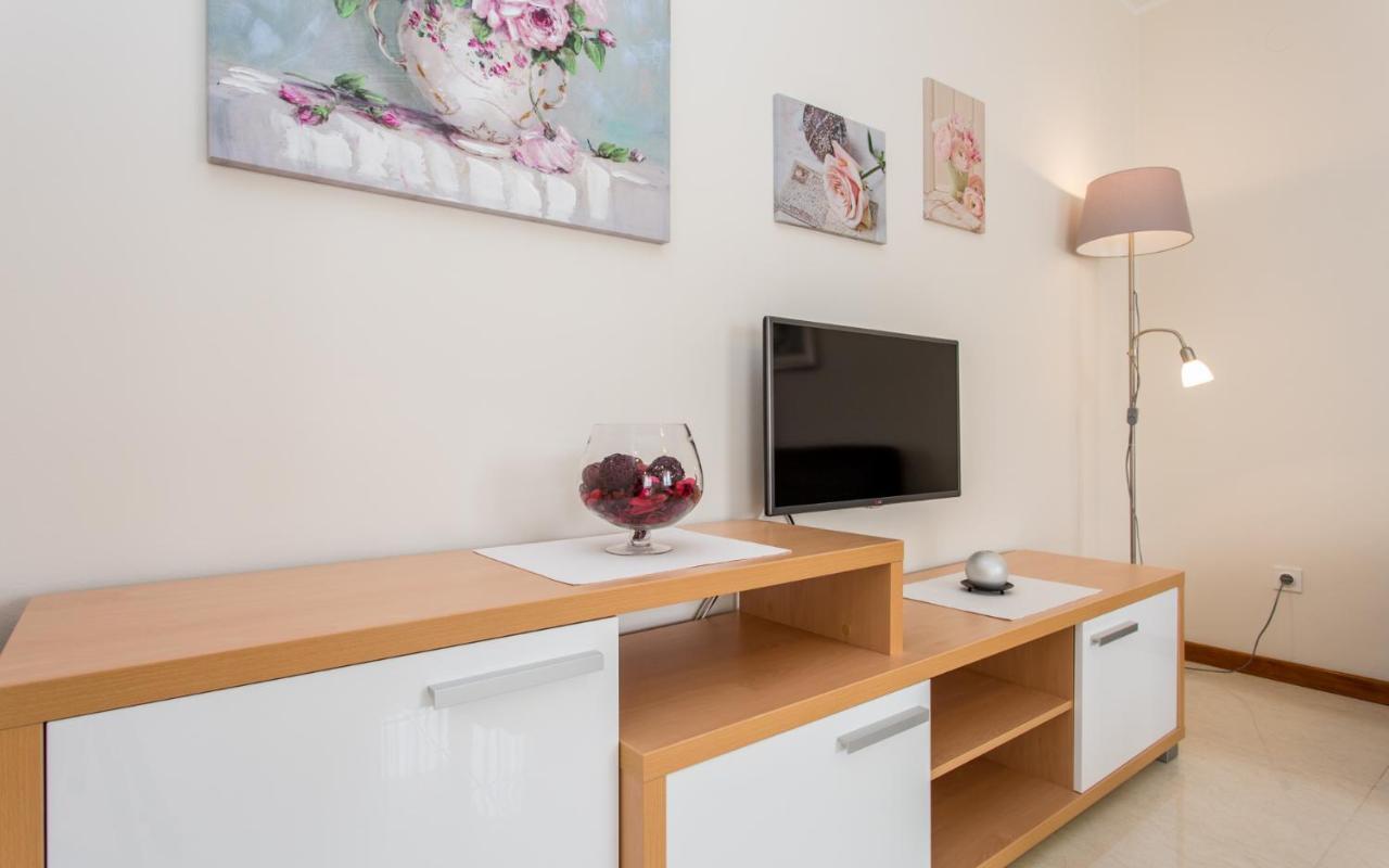 Apartments Dujmovic Ivo 2 บัชกา ภายนอก รูปภาพ